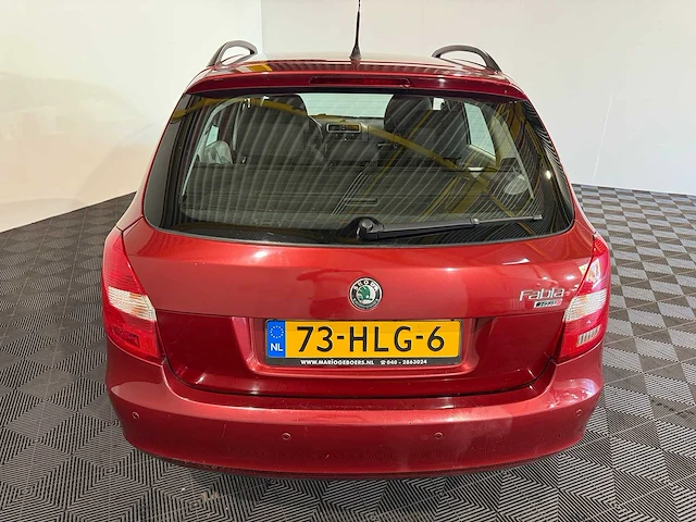Skoda - fabia combi - 1.2-12v ambiente, 73-hlg-6 - afbeelding 10 van  16