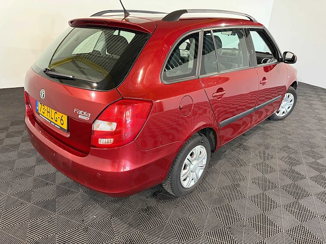 Skoda - fabia combi - 1.2-12v ambiente, 73-hlg-6 - afbeelding 12 van  16