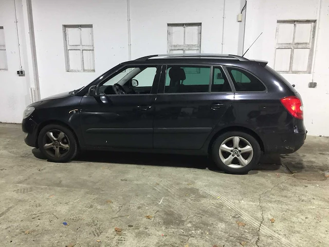 Skoda - fabia combi - 1.2 tdi greenline - 25-lxh-1 - afbeelding 12 van  22