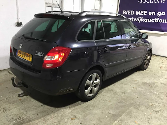 Skoda - fabia combi - 1.2 tdi greenline - 25-lxh-1 - afbeelding 18 van  22