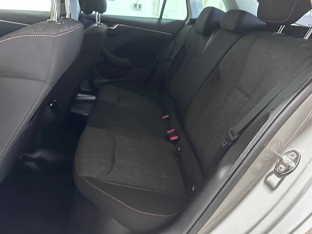 Skoda - kamiq - 1.5 tsi act sp bns - gjr-96-k - afbeelding 18 van  22