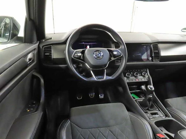 Skoda - kodiaq - 1.5 tsi sportline business 7persoons 2021 | l-671-fg - afbeelding 13 van  32
