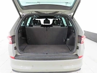 Skoda - kodiaq - 1.5 tsi sportline business 7persoons 2021 | l-671-fg - afbeelding 18 van  32