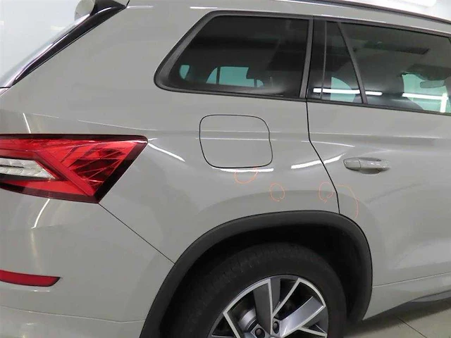 Skoda - kodiaq - 1.5 tsi sportline business 7persoons 2021 | l-671-fg - afbeelding 28 van  32
