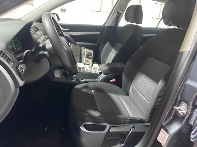 Skoda - octavia - 1.6 ambiente bns - 13-hbp-4 - afbeelding 6 van  21