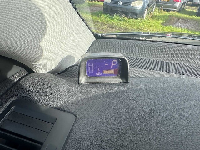 Skoda - octavia - 1.6 ambiente bns - 13-hbp-4 - afbeelding 10 van  21