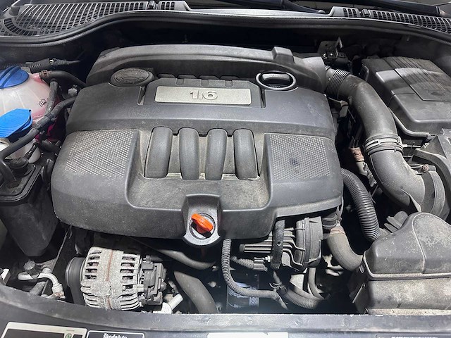 Skoda - octavia - 1.6 ambiente bns - 13-hbp-4 - afbeelding 11 van  21