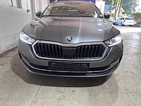 Skoda - octavia - 2.0 tdi - duitse papieren- 20 - afbeelding 23 van  24