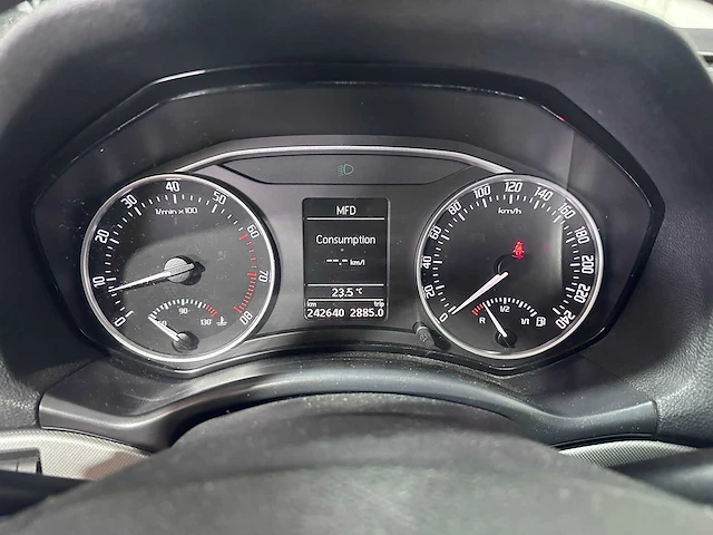 Skoda - octavia combi - 1.4 tsi elegance bns - 48-lfg-7 - afbeelding 13 van  15