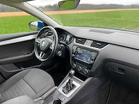 Skoda - octavia combi - 1.4 tsi grt sty. bns - nk-256-d - 2017 - afbeelding 2 van  12