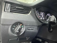 Skoda - octavia combi - 1.6 tdi grt amb. bns - kx-013-j - afbeelding 5 van  21