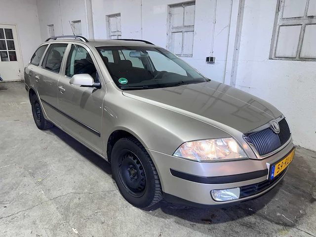 Skoda - octavia combi - 2.0 fsi elegance - 59-rl-jt - afbeelding 18 van  20