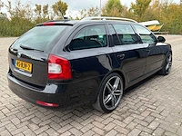 Skoda - octavia combi - elegance business line - personenauto - afbeelding 4 van  19
