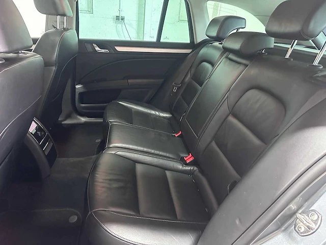 Skoda - superb combi - 1.8 tsi elegance bns - 69-nhd-9 - afbeelding 8 van  22