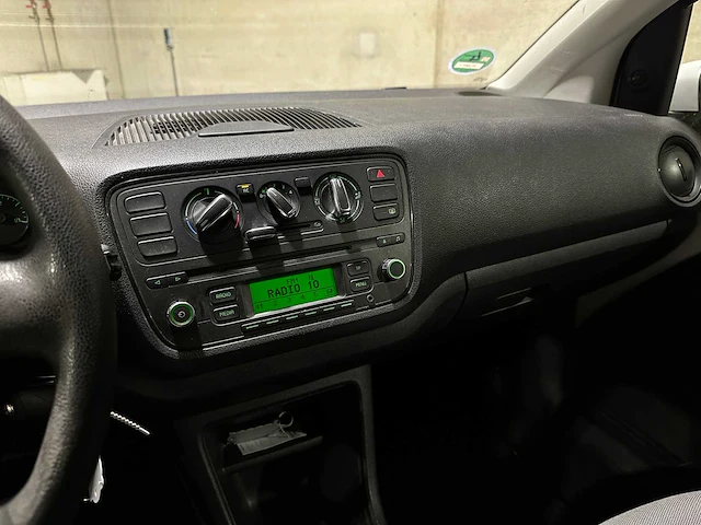 Skoda citigo 1.0 easy 60pk 2012, 40-zbx-7 - afbeelding 18 van  35