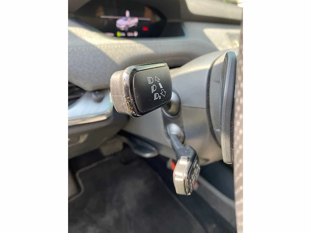 Skoda enyaq 80 - personenauto - 2023 - afbeelding 38 van  61