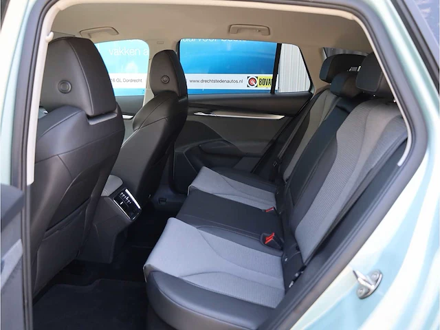 Skoda enyaq iv 60 full electric automaat 2022 - afbeelding 4 van  34
