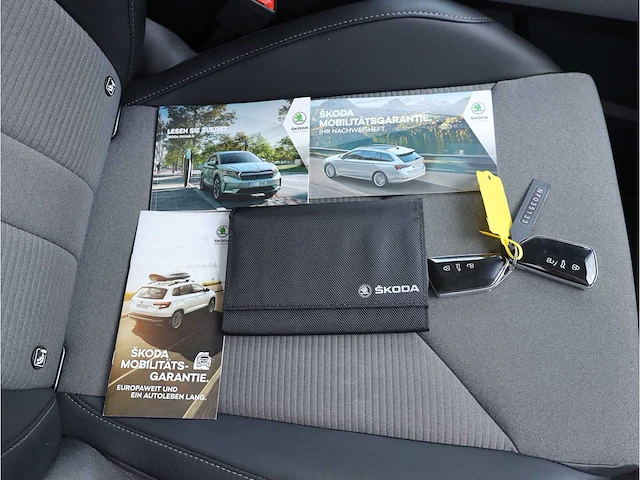 Skoda enyaq iv 60 full electric automaat 2022 - afbeelding 21 van  34
