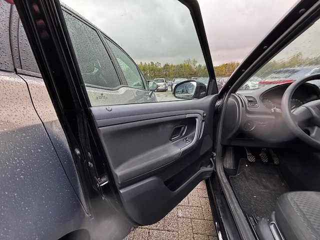 Skoda fabia 1 2 cr tdi,2011 - afbeelding 20 van  23