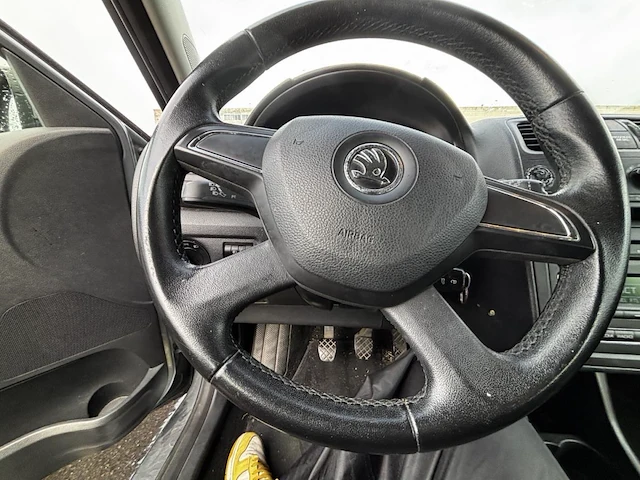 Skoda fabia 1 2 cr tdi,2013 - afbeelding 6 van  29