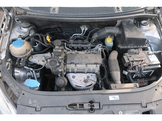 Skoda fabia 1.2-12v ambition, hd-139-t - afbeelding 4 van  14