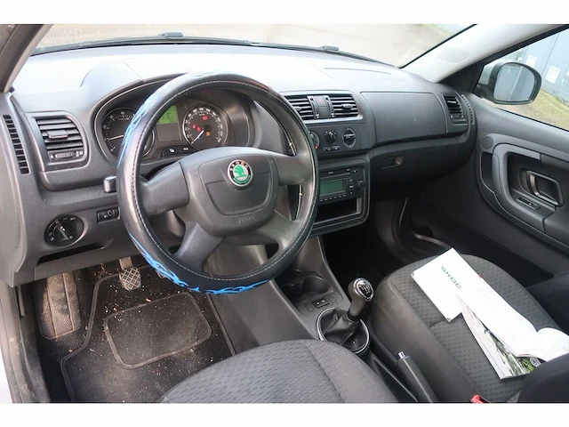 Skoda fabia 1.2-12v ambition, hd-139-t - afbeelding 9 van  14