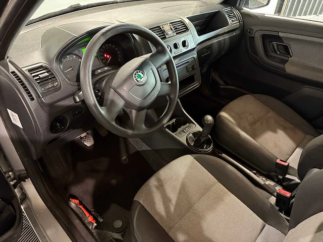 Skoda fabia 1.2-12v go, 83-rkb-4 - afbeelding 10 van  12
