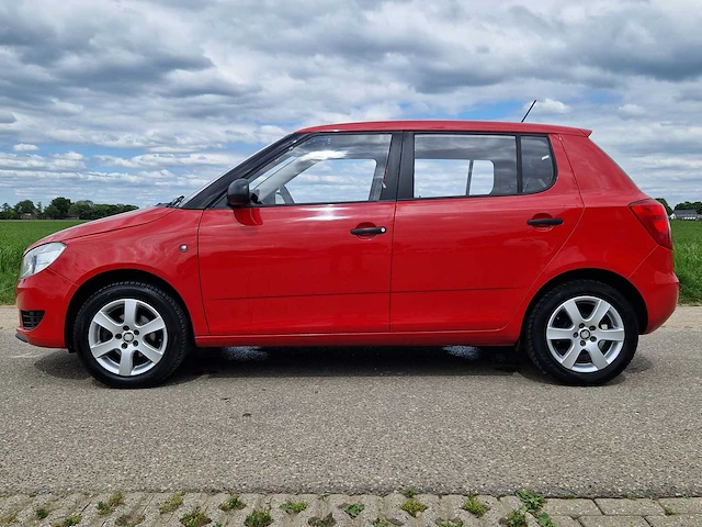 Skoda fabia 1.2 active, h-373-zl - afbeelding 12 van  19