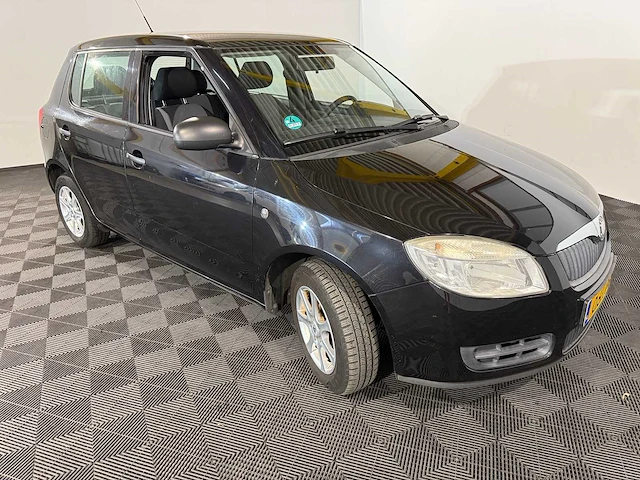 Skoda fabia 1.2 comfort, 06-jpg-9 - afbeelding 10 van  13