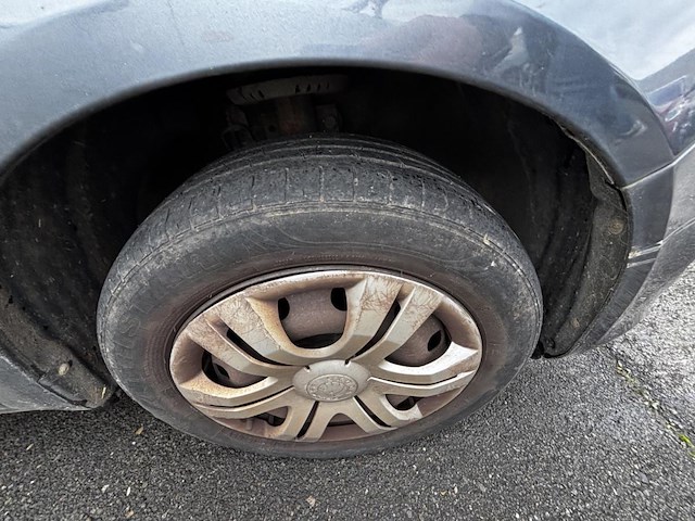 Skoda fabia 1.2i ambiente, 2011 - afbeelding 14 van  30