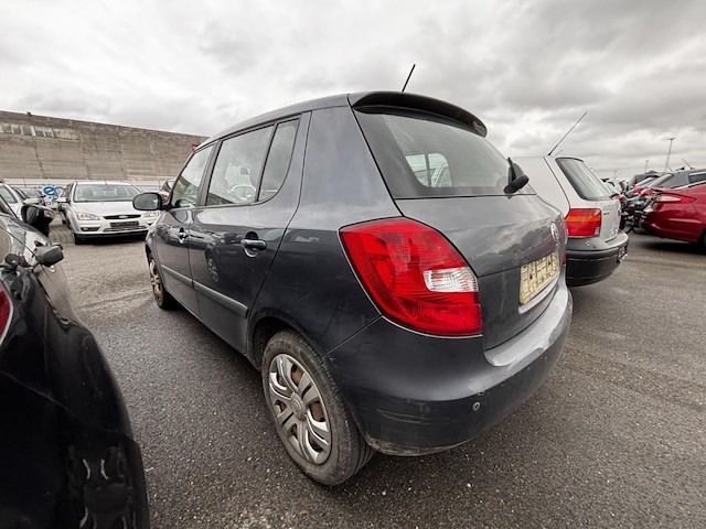 Skoda fabia 1.2i ambiente, 2011 - afbeelding 27 van  30