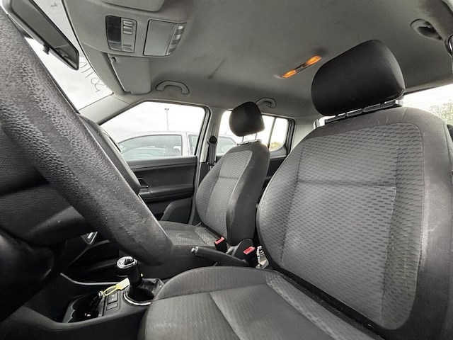 Skoda fabia 1.2i ambiente, 2011 - afbeelding 29 van  30