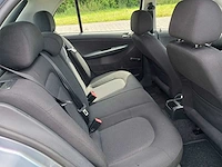 Skoda fabia 1.4 16v ambiente, 30-rj-vp - afbeelding 3 van  18