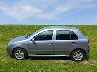 Skoda fabia 1.4 16v ambiente, 30-rj-vp - afbeelding 15 van  18