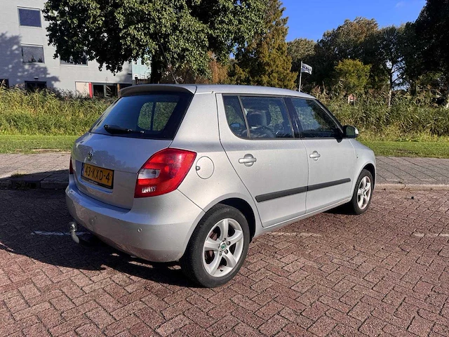 Skoda fabia 1.4-16v ambition bns , 43-kxd-4 - afbeelding 3 van  14