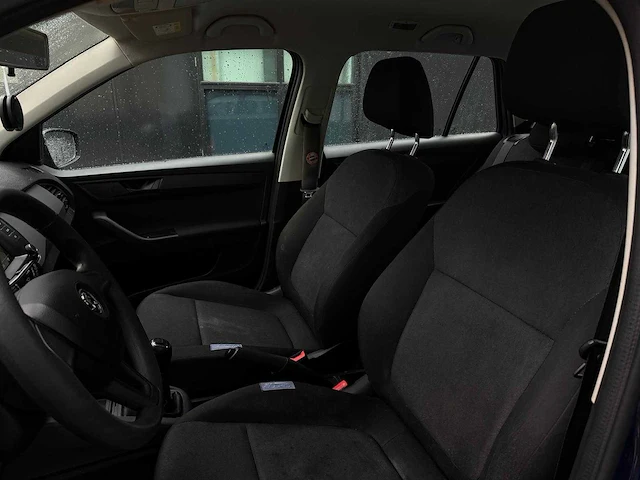 Skoda fabia combi 1.0 mpi active, gtk-12-f - afbeelding 16 van  17