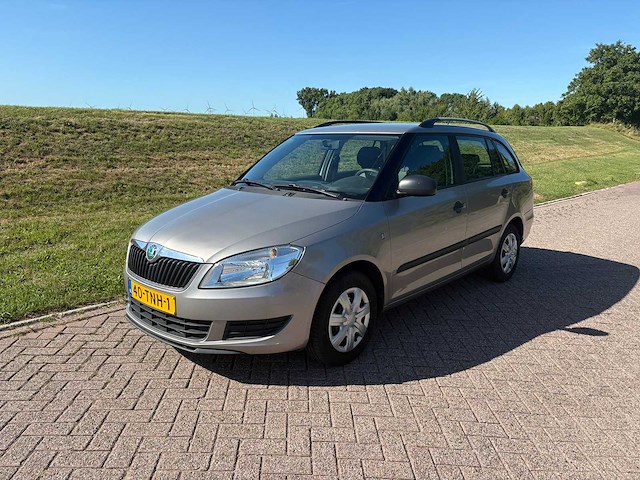 Skoda fabia combi 1.2-12v fresh , 40-tnh-1 - afbeelding 1 van  25