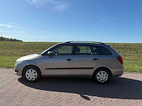 Skoda fabia combi 1.2-12v fresh , 40-tnh-1 - afbeelding 16 van  25