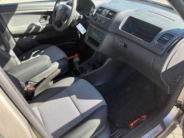 Skoda fabia combi 1.2-12v fresh , 40-tnh-1 - afbeelding 25 van  25