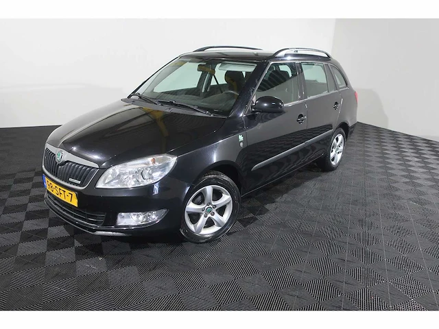 Skoda fabia combi 1.2 tdi greenline, 98-sft-7 - afbeelding 1 van  15