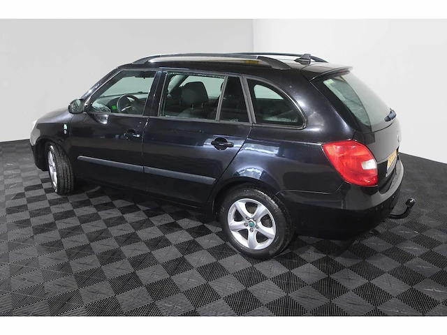 Skoda fabia combi 1.2 tdi greenline, 98-sft-7 - afbeelding 8 van  15