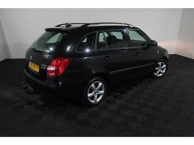 Skoda fabia combi 1.2 tdi greenline, 98-sft-7 - afbeelding 10 van  15