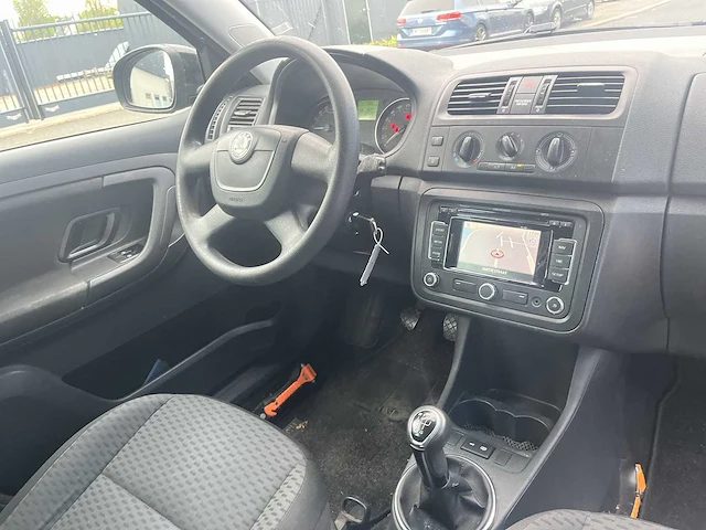 Skoda fabia combi 1.2 tdi greenline car 2010 | 37-npz-4 - afbeelding 17 van  24