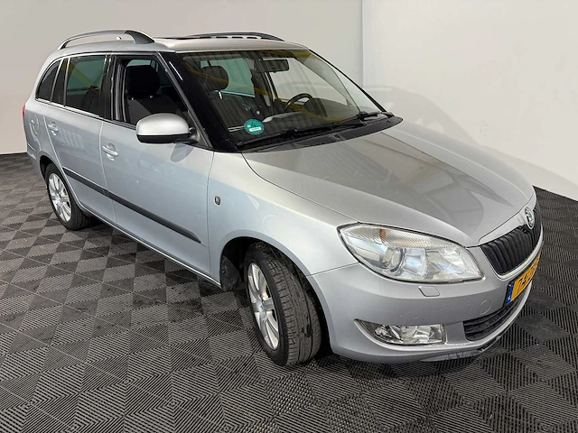 Skoda fabia combi 1.2 tsi grt elegance, 74-zfb-2 - afbeelding 11 van  14