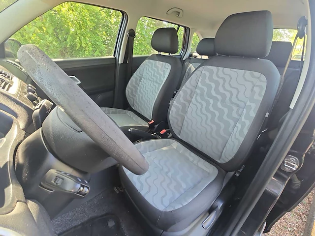 Skoda fabia combi 1.4-16v ambiente car 2009 | 30-hph-5 i - afbeelding 2 van  22