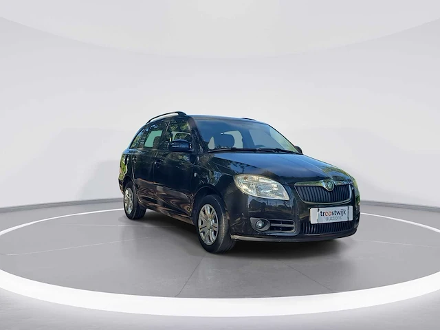 Skoda fabia combi 1.4-16v ambiente car 2009 | 30-hph-5 i - afbeelding 12 van  22