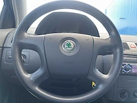 Skoda fabia combi 1.4-16v elegance car 2004 | 98-pr-nf - afbeelding 5 van  22