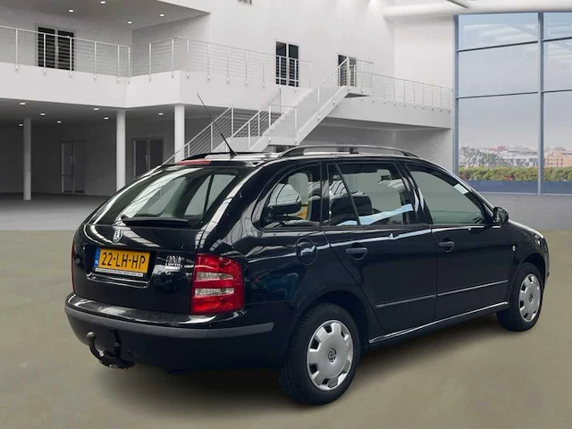 Skoda fabia combi 1.4 comfort 2003 | 22-lh-hp - afbeelding 9 van  15