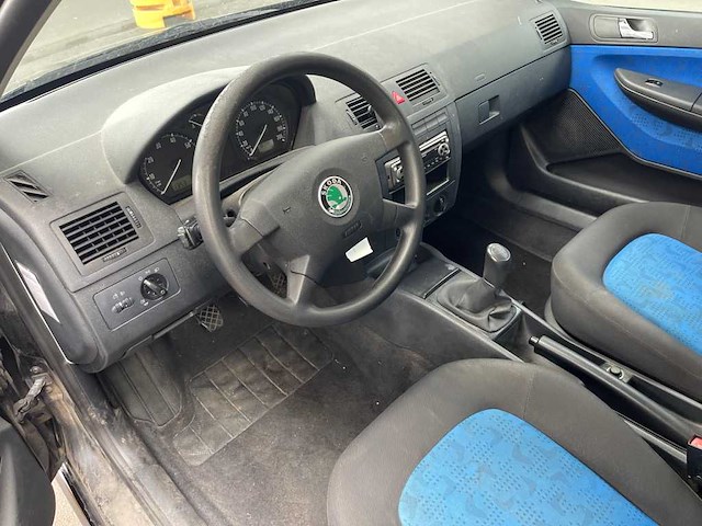 Skoda fabia combi 1.4 comfort 2003 | 22-lh-hp - afbeelding 13 van  15