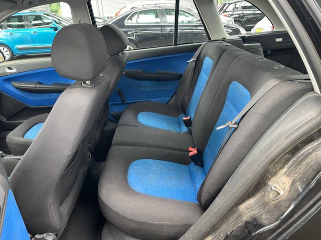 Skoda fabia combi 1.4 comfort 2003 | 22-lh-hp - afbeelding 14 van  15